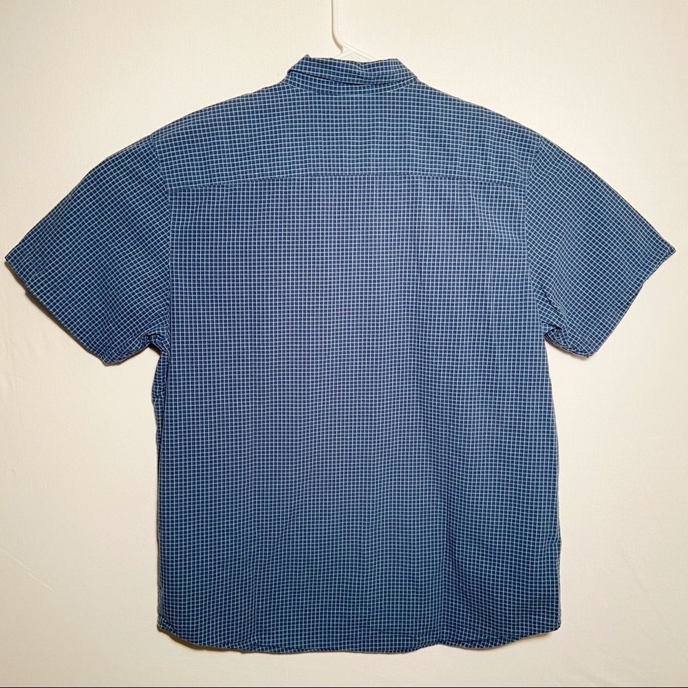 Columbia Short Sleeve One Pocket Front Button Down - Picture 6 of 6